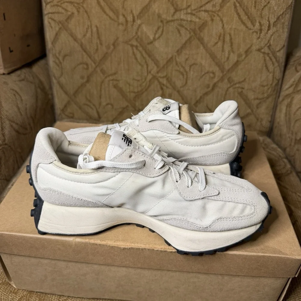 New Balance details daily clean